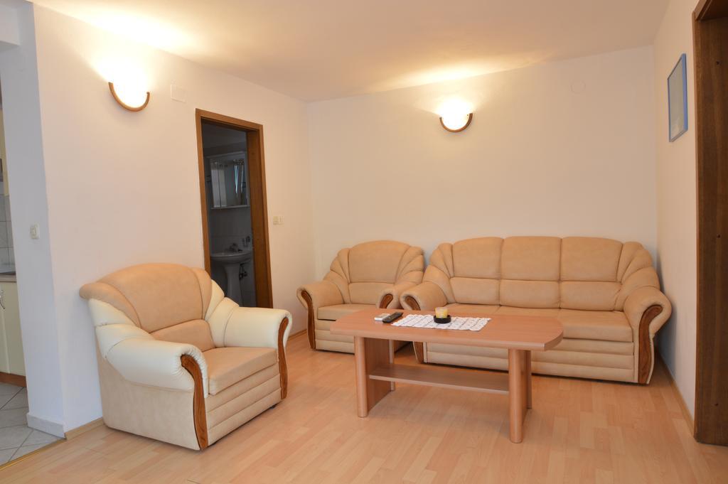 Apartmani Raic Mali Lošinj Dış mekan fotoğraf